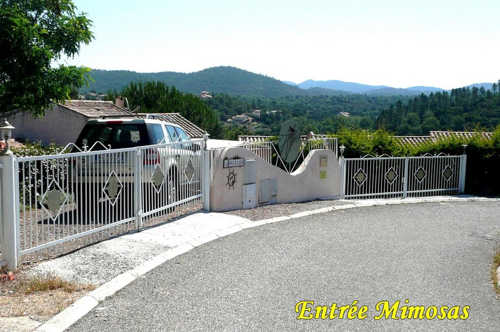 la Soleiade Gites 2à4 pers au Lac de Saint-Cassien proximité Cannes Mandelieu la Napoule Frejus St Raphael Montauroux Exterior foto