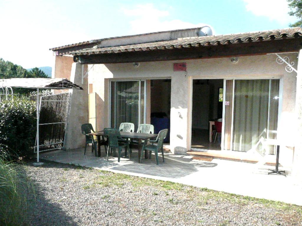 la Soleiade Gites 2à4 pers au Lac de Saint-Cassien proximité Cannes Mandelieu la Napoule Frejus St Raphael Montauroux Habitación foto
